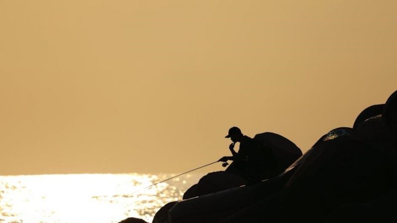how much do you tip fishing guides